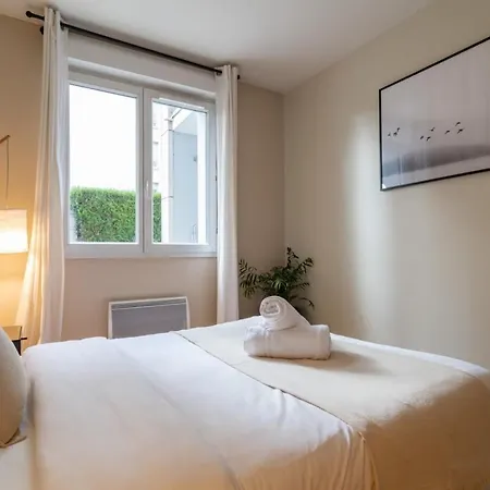 Vieux Lille - Superb Apartment Terrace Parking! شقة